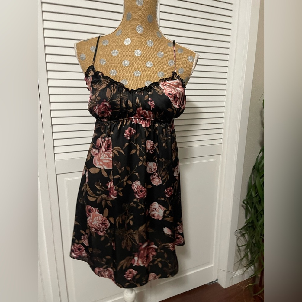 Midnight Bakery Cami Lingerie Night Dress, Black Floral Rose Gold Metal Sz S View 6